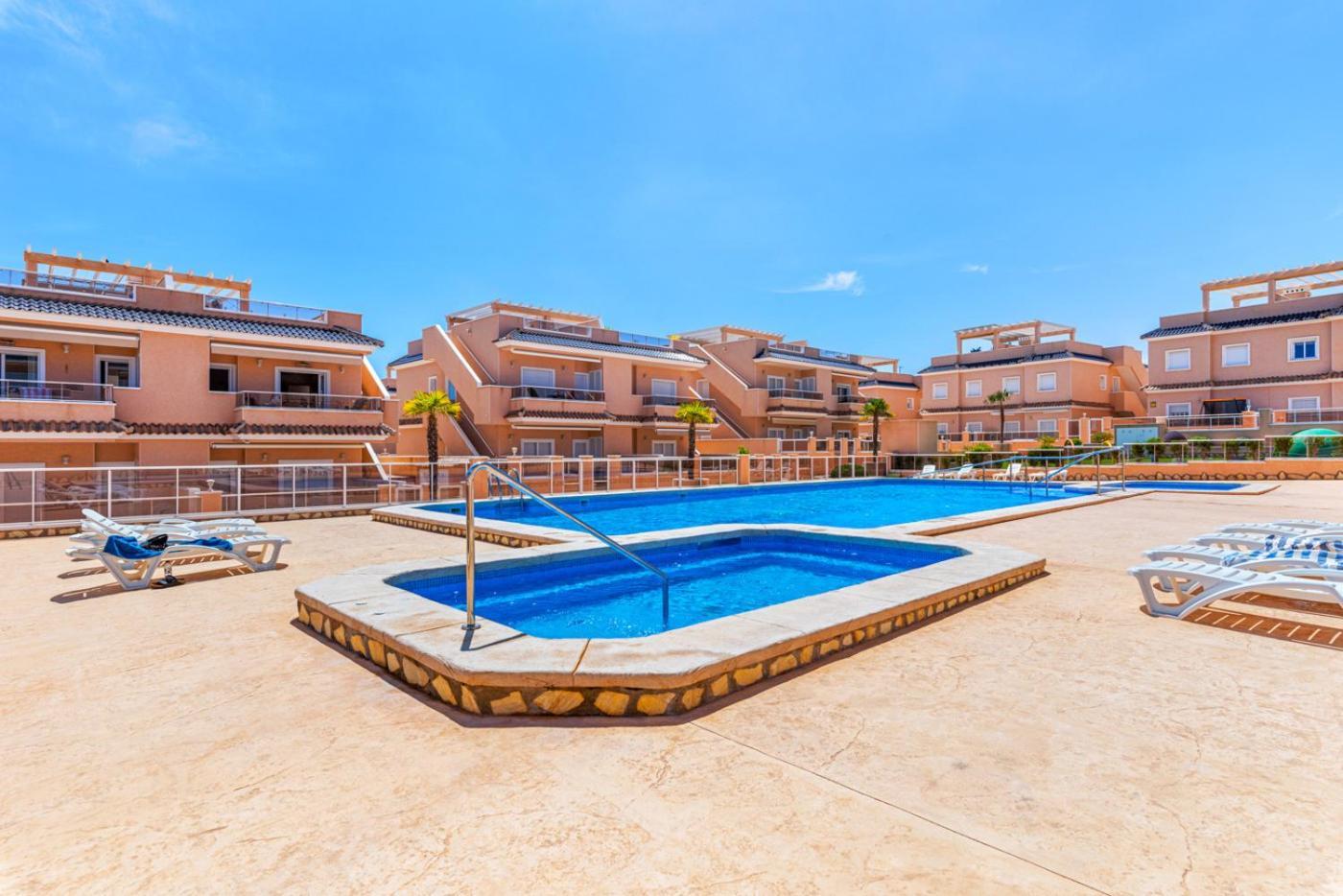 Apartments Punta Prima Indoor & Outdoor Pool Torrevieja Eksteriør billede