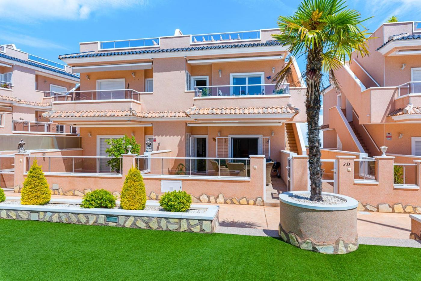 Apartments Punta Prima Indoor & Outdoor Pool Torrevieja Eksteriør billede